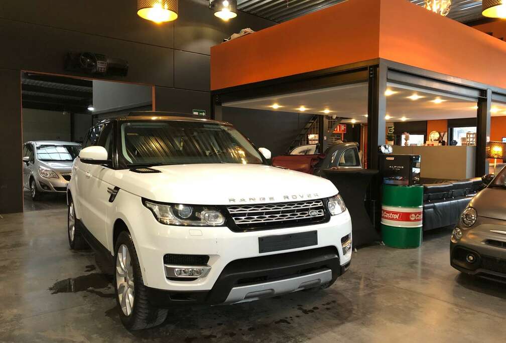 Land Rover 4.4 SDV8 - A/C - NAVI - CAM - PHONE - TOIT OUVRANT