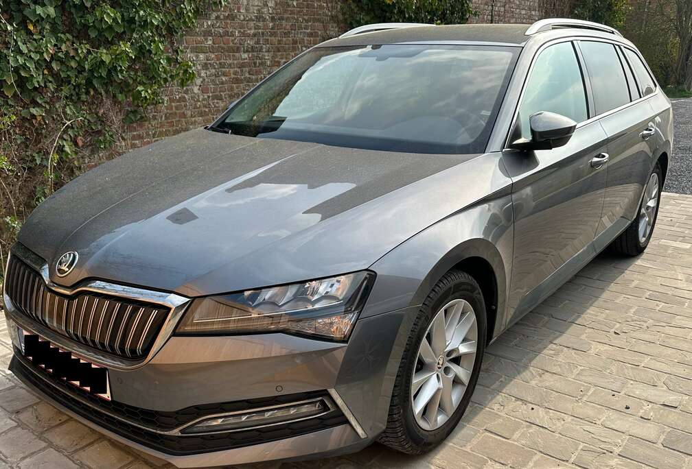 Skoda Superb Combi 1.4 TSI iV DSGAmbition