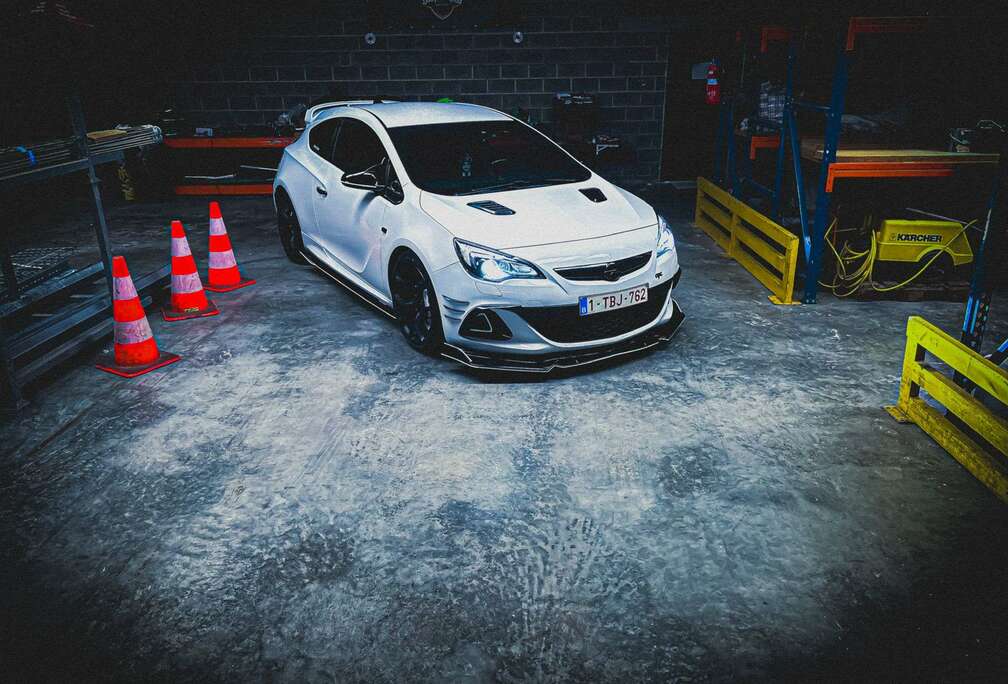 Opel GTC OPC 2.0 Turbo S/S