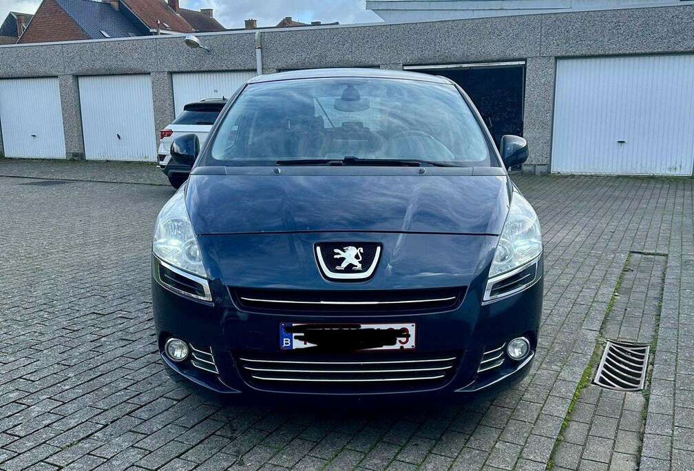 Peugeot 5008 1.6 HDi Premium FAP