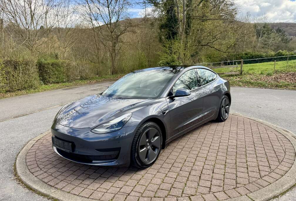 Tesla Model 3 55 kWh Standard Plus