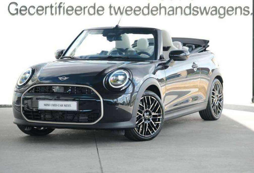 MINI Cooper C Cabrio Favoured | H&K | HUD | PARK + |