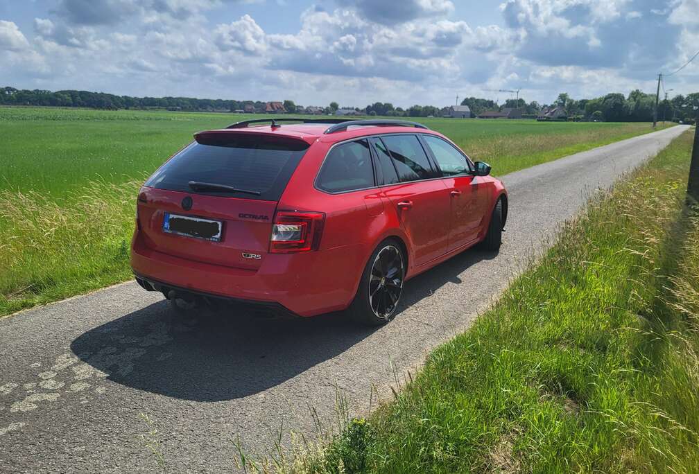 Skoda Octavia SW RS 2.0 TFSI RS230 DSG