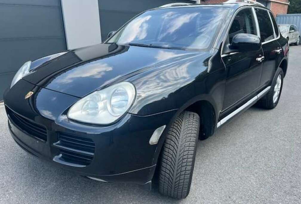 Porsche 3.2i V6 24v Tiptronic S