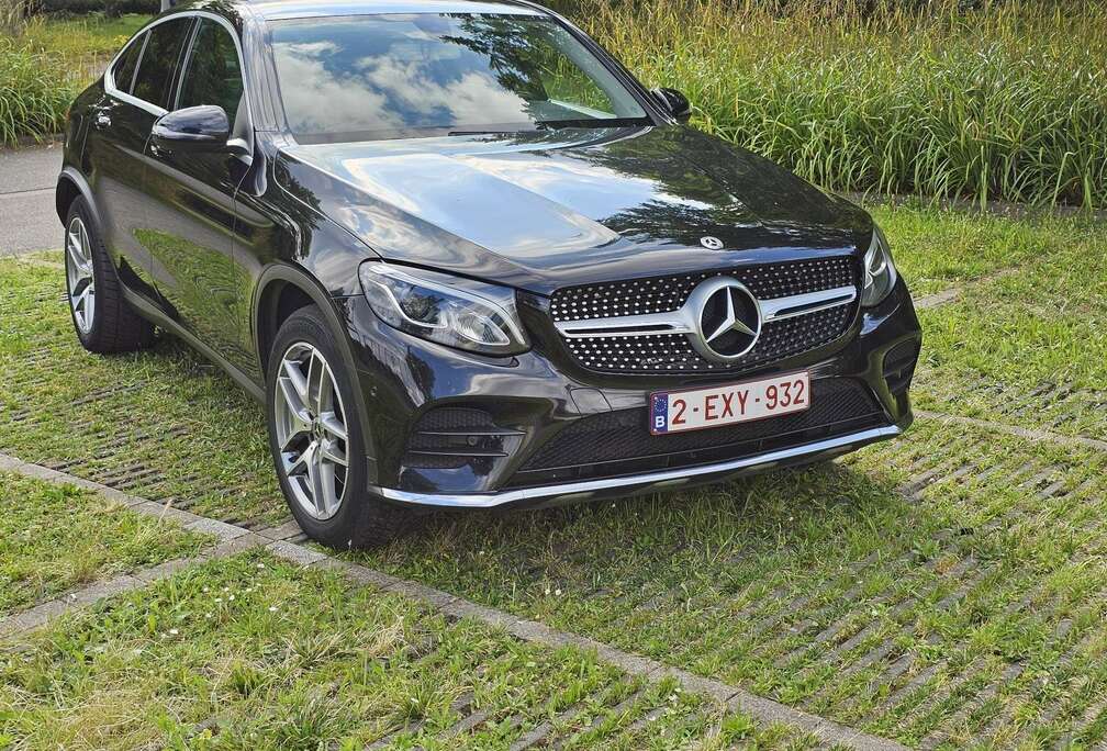 Mercedes-Benz d Coupe 4Matic 9G-TRONIC AMG Line