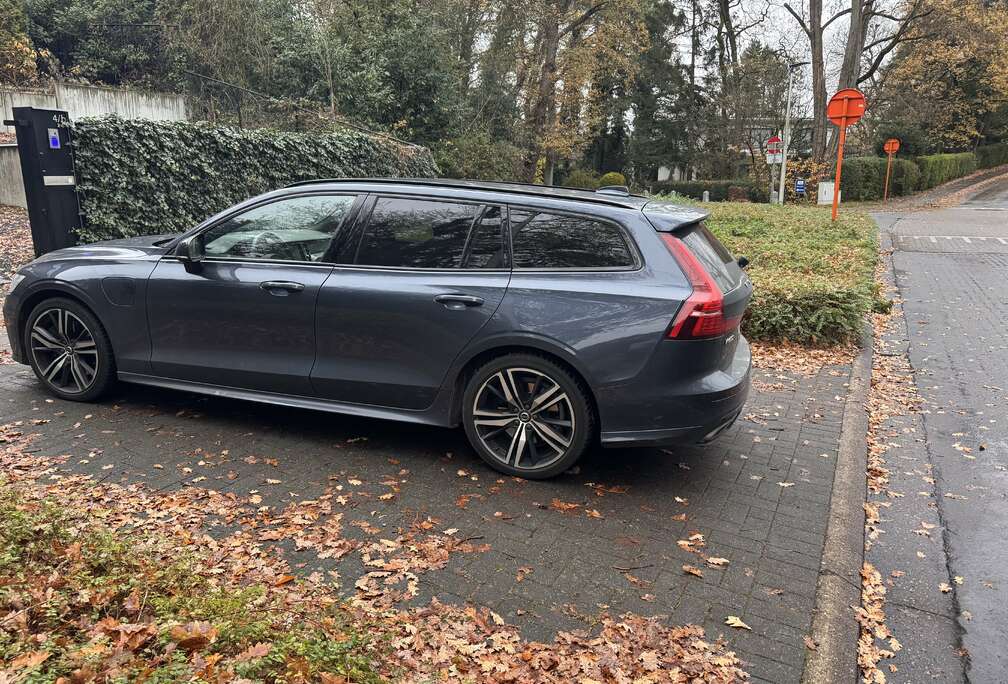 Volvo T8 AWD Recharge Geartronic RDesign Expression
