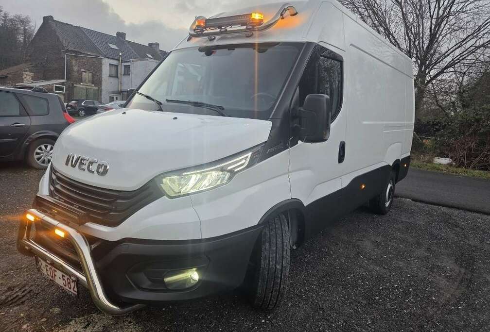 Iveco 35S21V 3.0 Turbo TST Hi-Matic