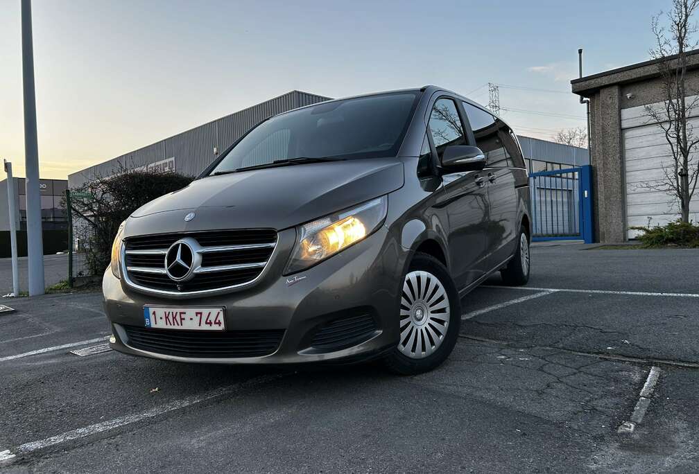 Mercedes-Benz d Automaat Lichte vracht 5pl