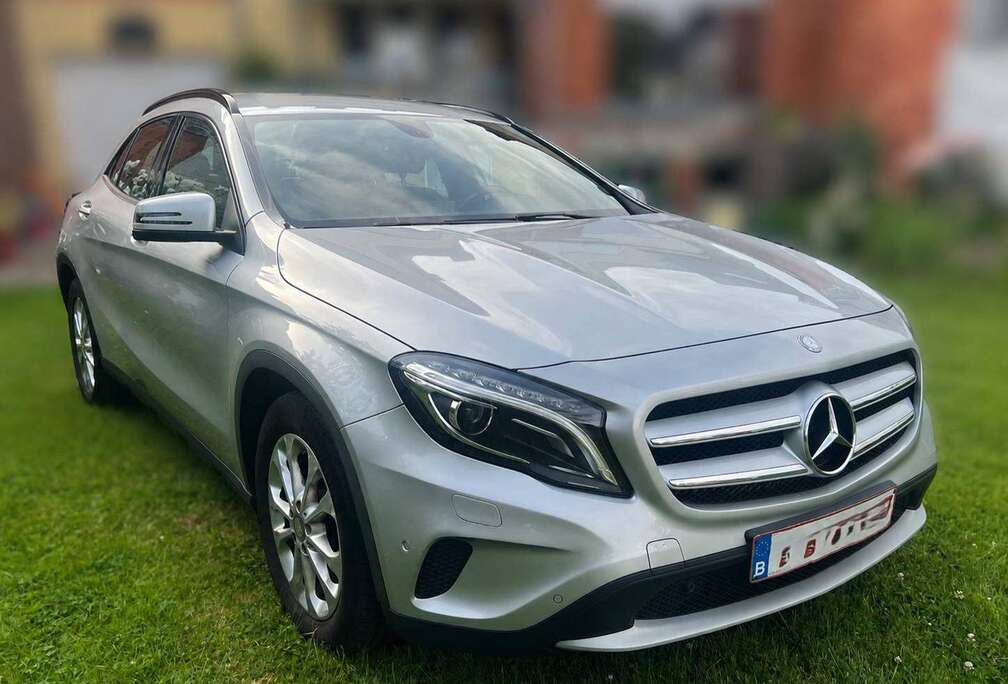 Mercedes-Benz GLA 200 d