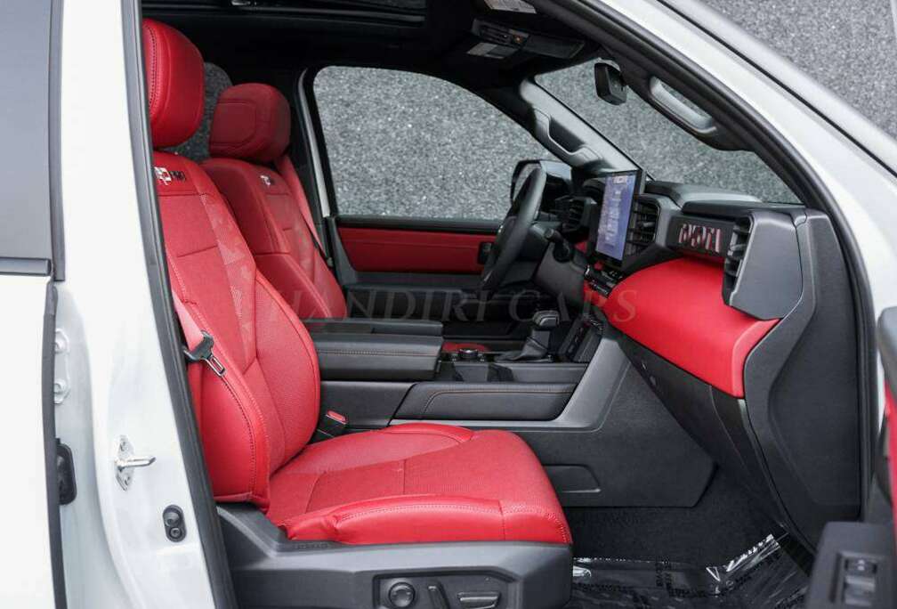 Toyota 2026 TRD PRO € 95000 +COCKPIT RED SOFTEX®