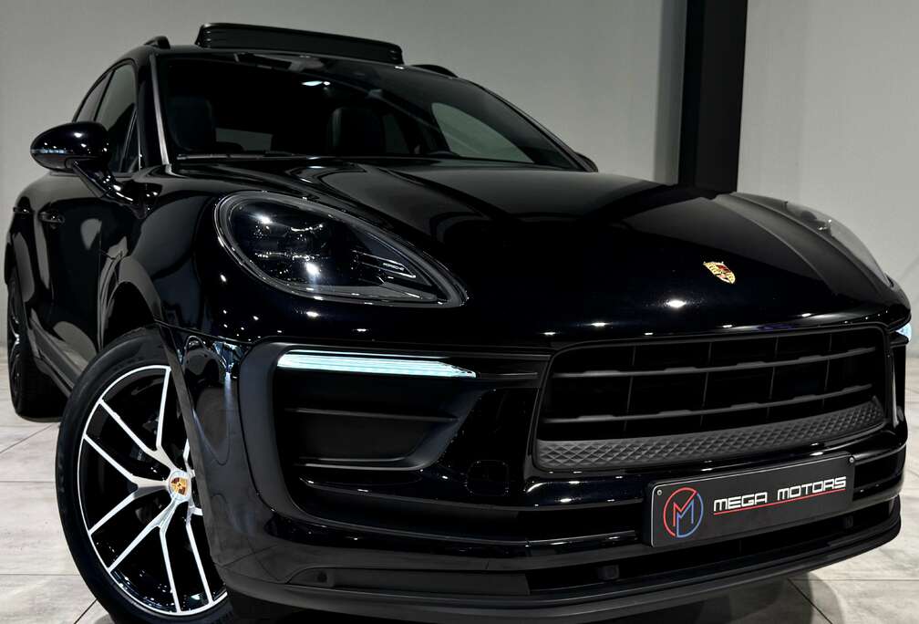 Porsche 2.0i TURBO 265CV PACK CHRONO PANO CUiR CARPLAY CAMERRA JA20\