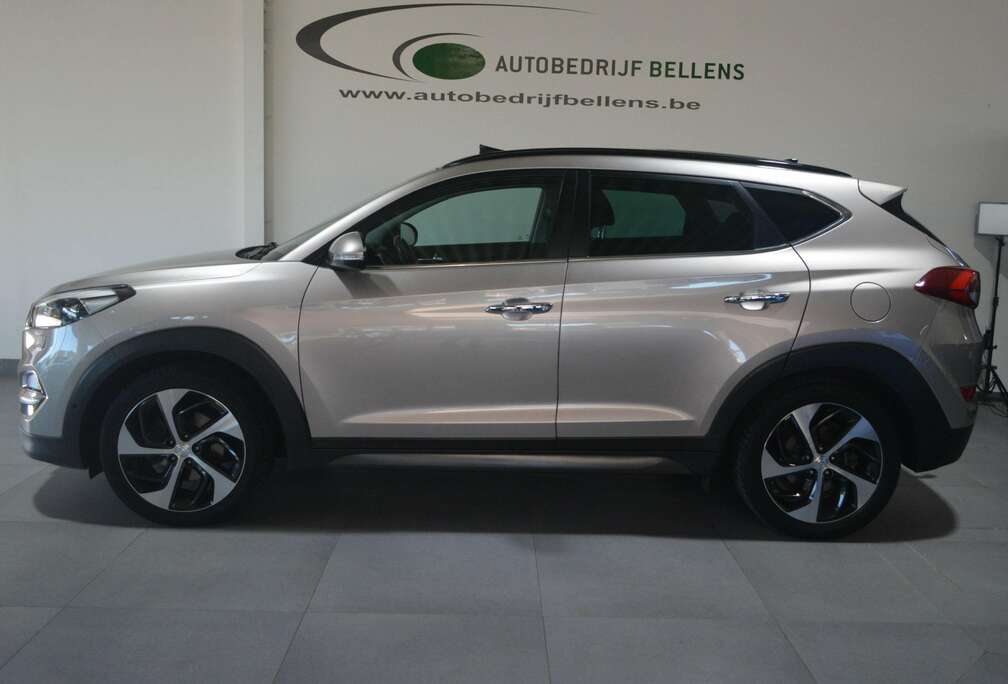 Hyundai Tucson 2.0 CRDi 4WD Executive / LEDER / NAVI + CAMERA/ PANORAMA / FULL