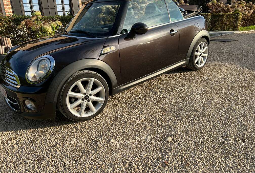 MINI Mini Cabriolet 1.6 D Cooper DPF