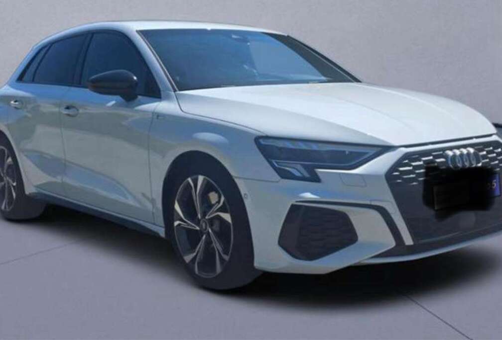 Audi Sportback 30 TFSI Business Edition S line tronic