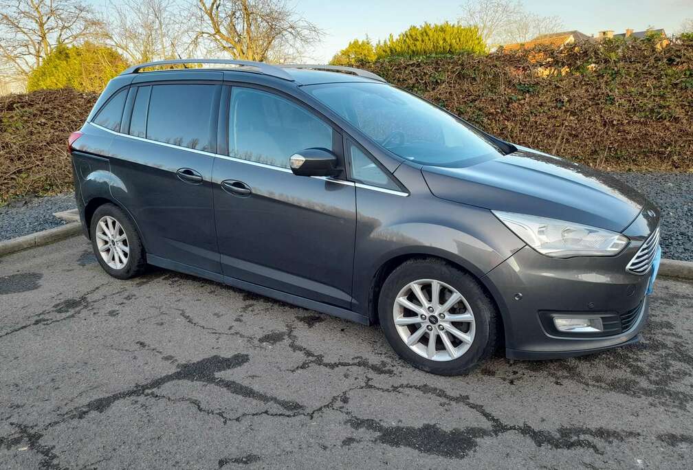 Ford Grand C-Max 1.5 TDCStart-S top
