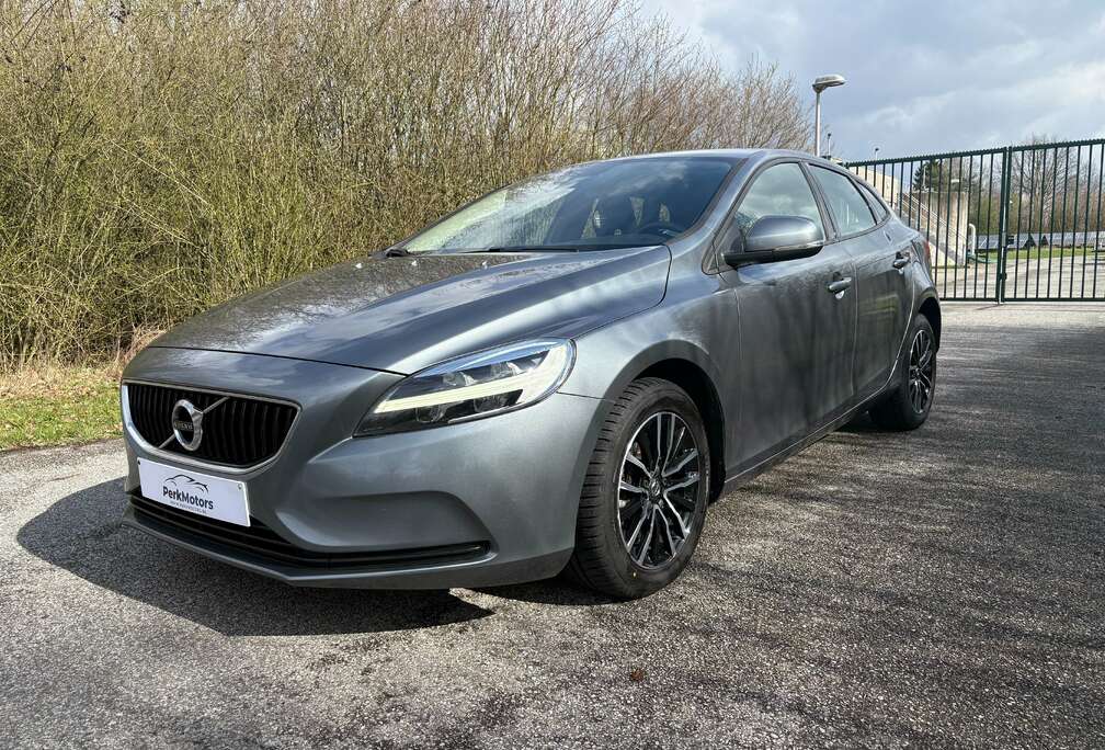 Volvo V40 1.5 T2 Black Edition Geartronic - Full LED*PDC