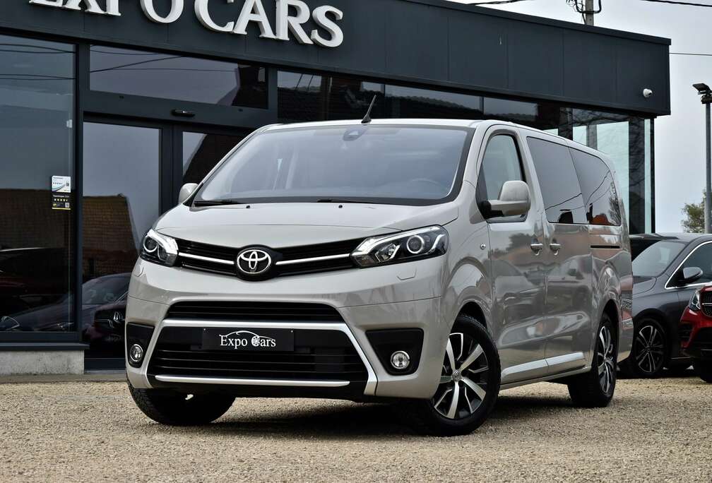 Toyota 2.0 D-4D Long VIP S/S(EU6.3)*PANO DAK*LEDER*CAMERA