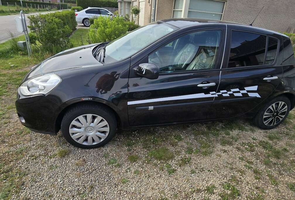 Renault 1.2 16V 75 Night and Day