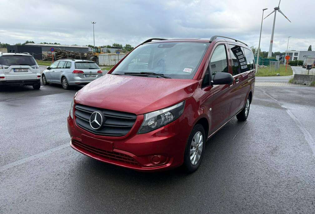 Mercedes-Benz Tourer 116 (Stock ID 79554)