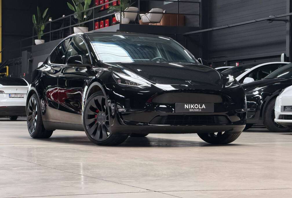 Tesla PERFORMANCE - AWD - AUTOPILOT - 21\
