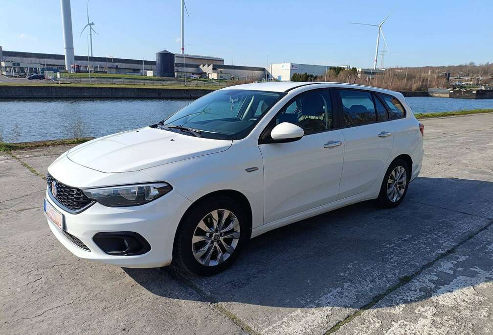 Fiat Tipo 1.4i Lounge Business (EU6d-TEMP)