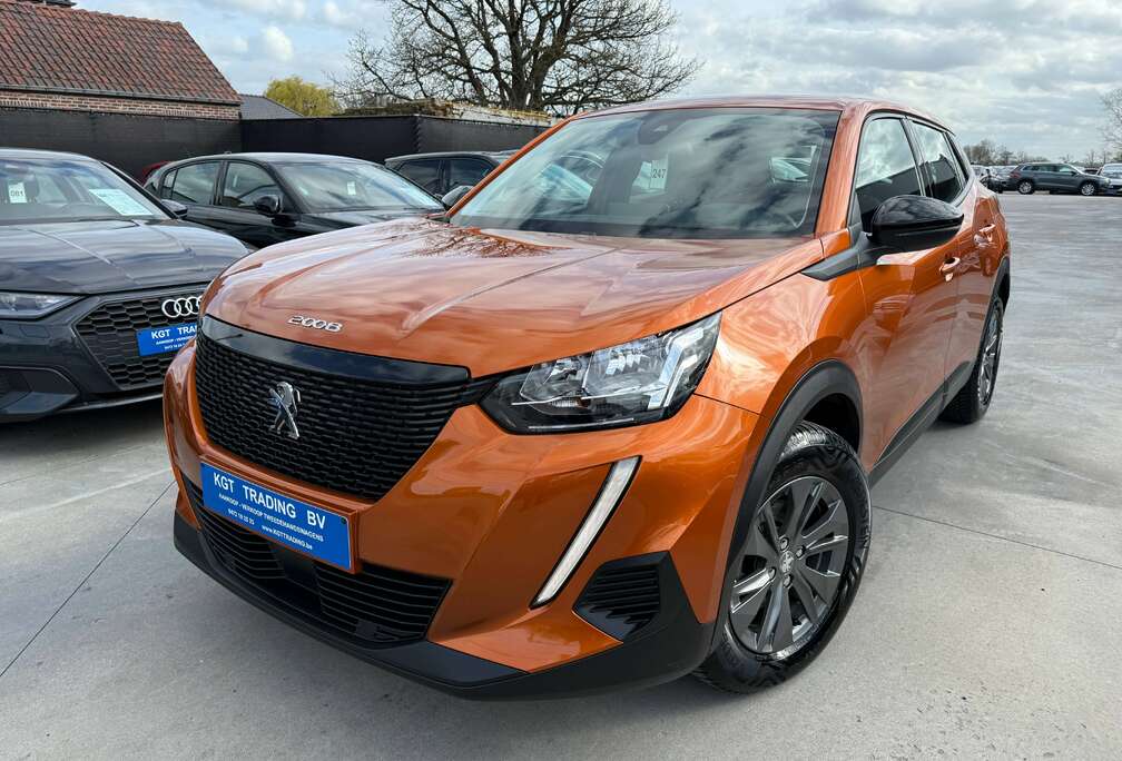 Peugeot 1.2i 101PK NAVIGATIE CARPLAY PDC BLUETOOTH LED A/C