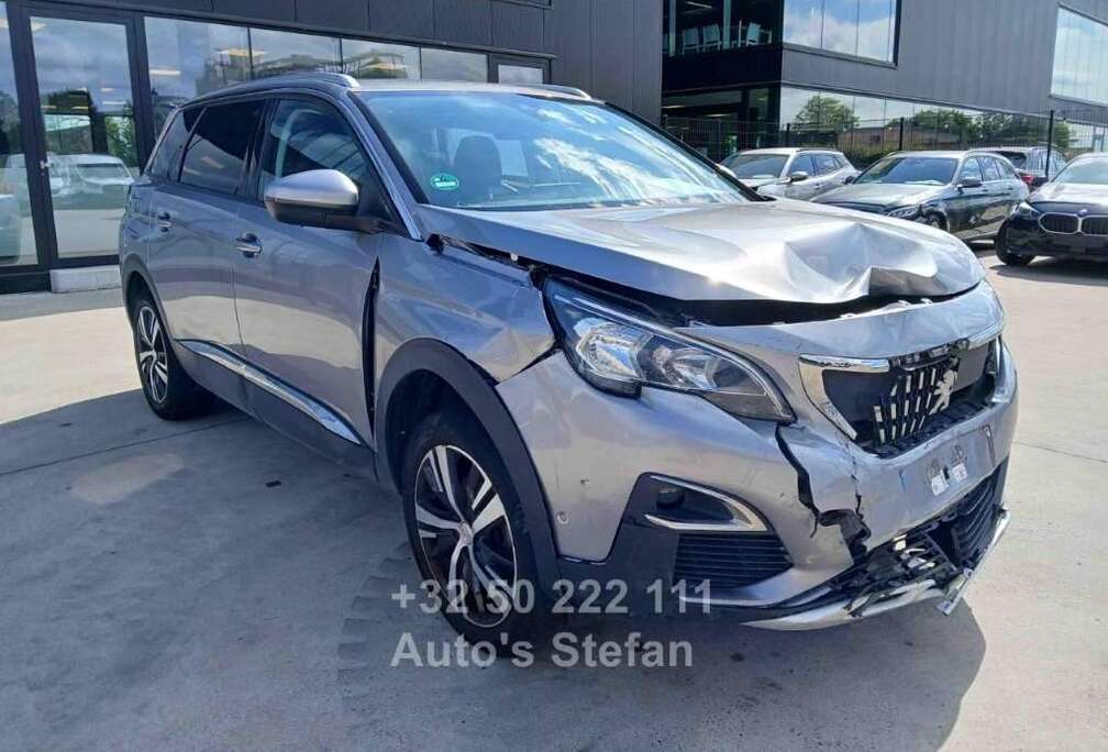 Peugeot 5008 PureTech 130 EAT8 Stop