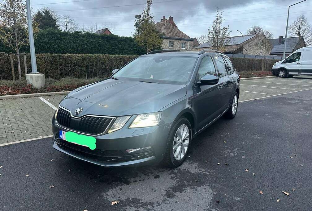 Skoda Combi 1.6 TDI DSG Ambition