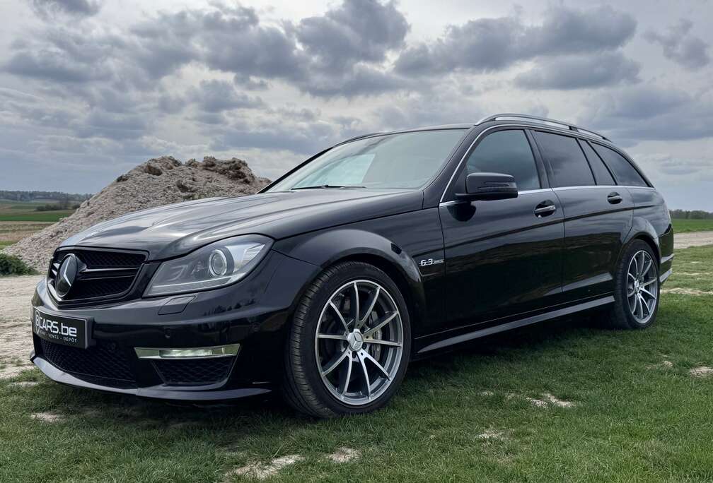 Mercedes-Benz C 63 AMG SPEEDSHIFT LICHTEVRACHT - UTILITAIRE