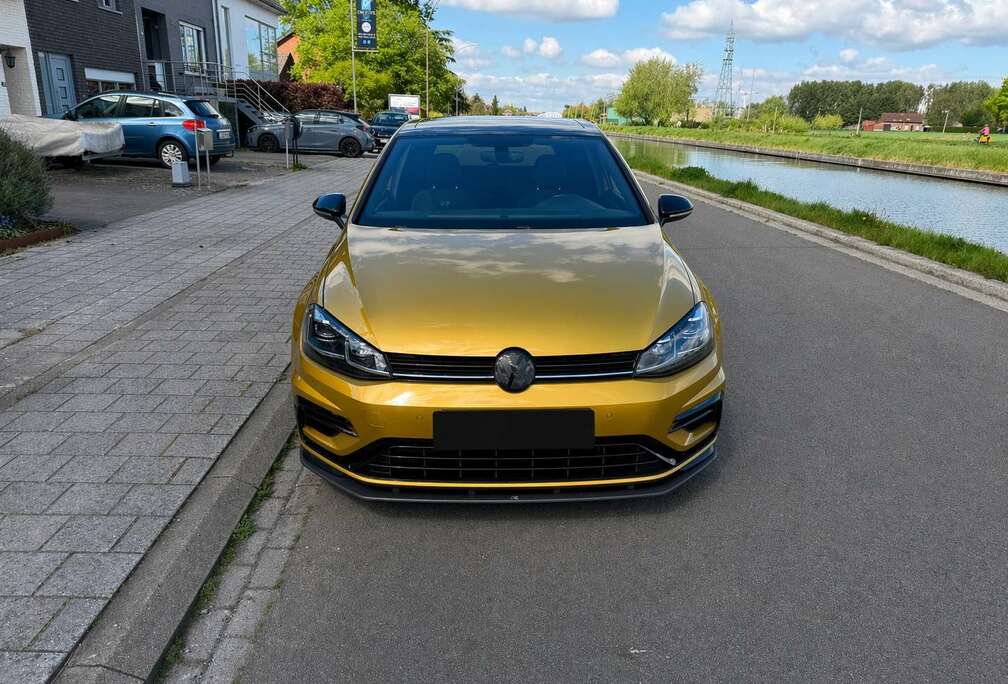 Volkswagen Golf R