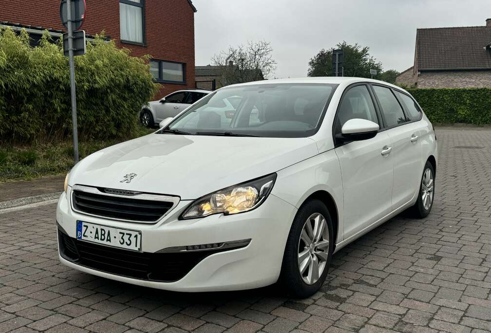 Peugeot 1.2 Essence SW , Airco , Gps , 181.000km , 09.2015
