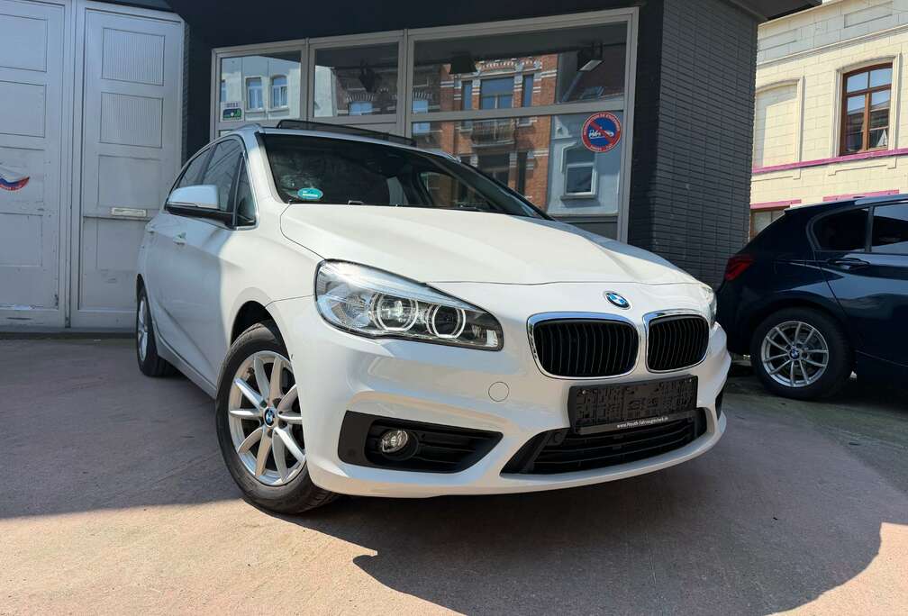 BMW Garantie - FULL OPTIONS - BOITE AUTO - CAMERA - TO
