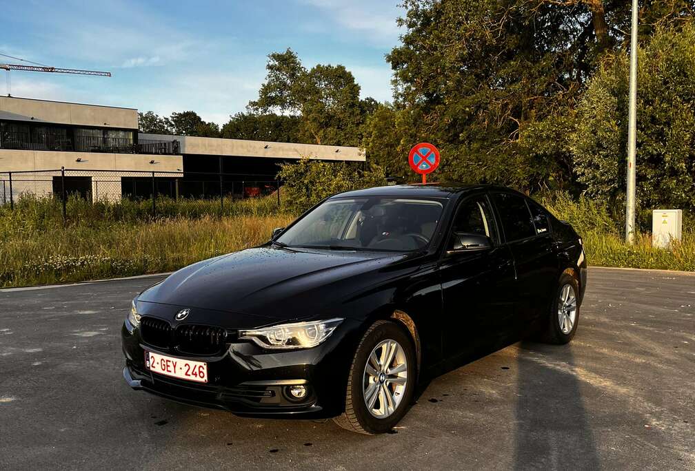 BMW 318iA Business Edition (ACO)