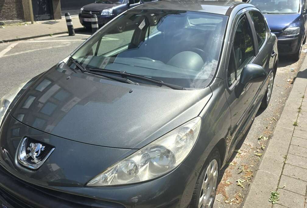 Peugeot 1.4i Premium
