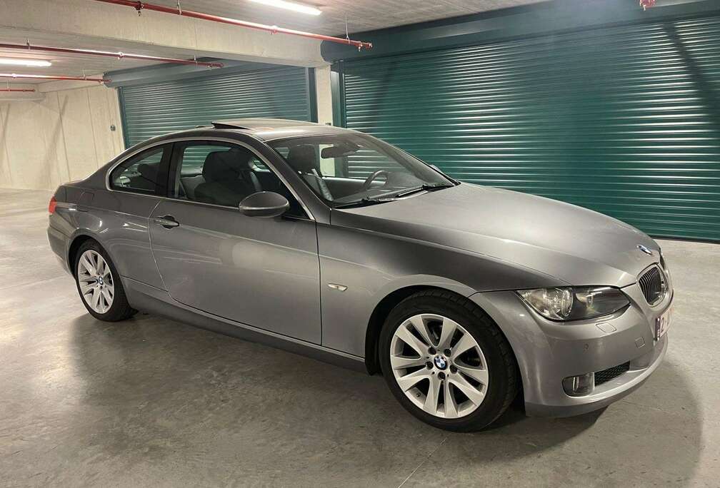 BMW Coupé 320iA