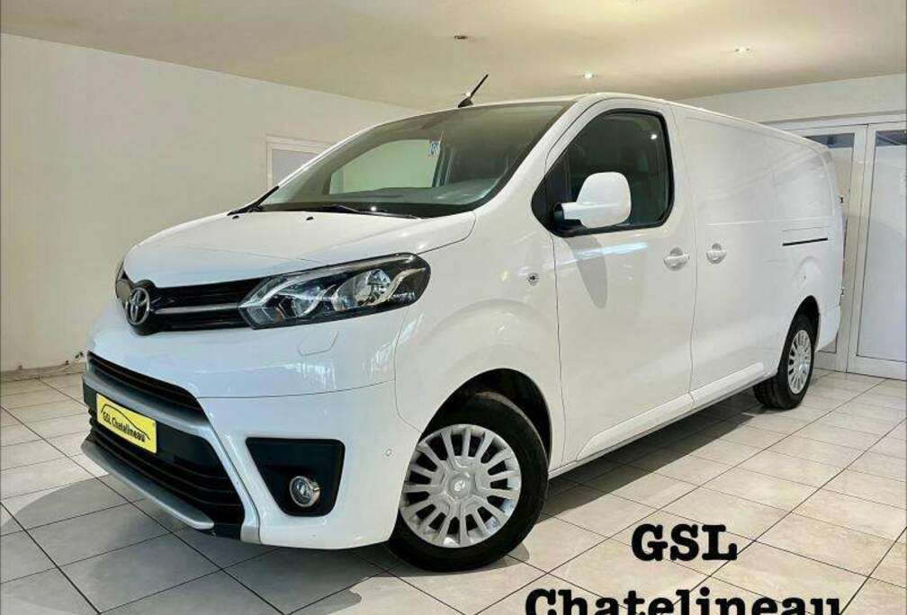 Toyota 2.0d 122cv Long Confort 3 places Navi/Cruise/Clim