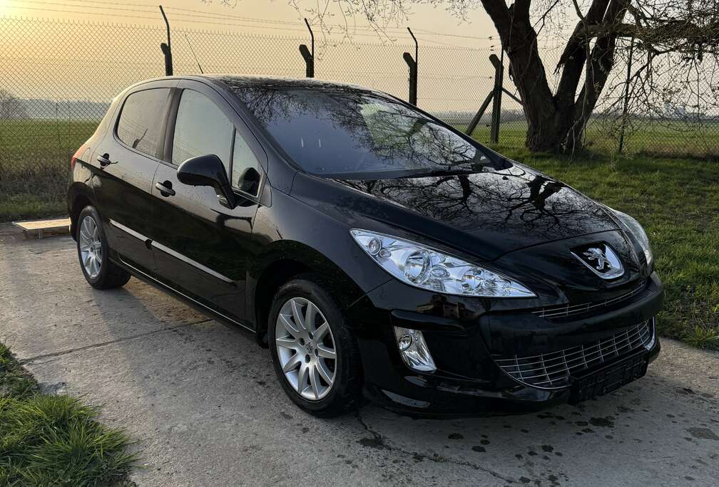 Peugeot 1.6i Premium