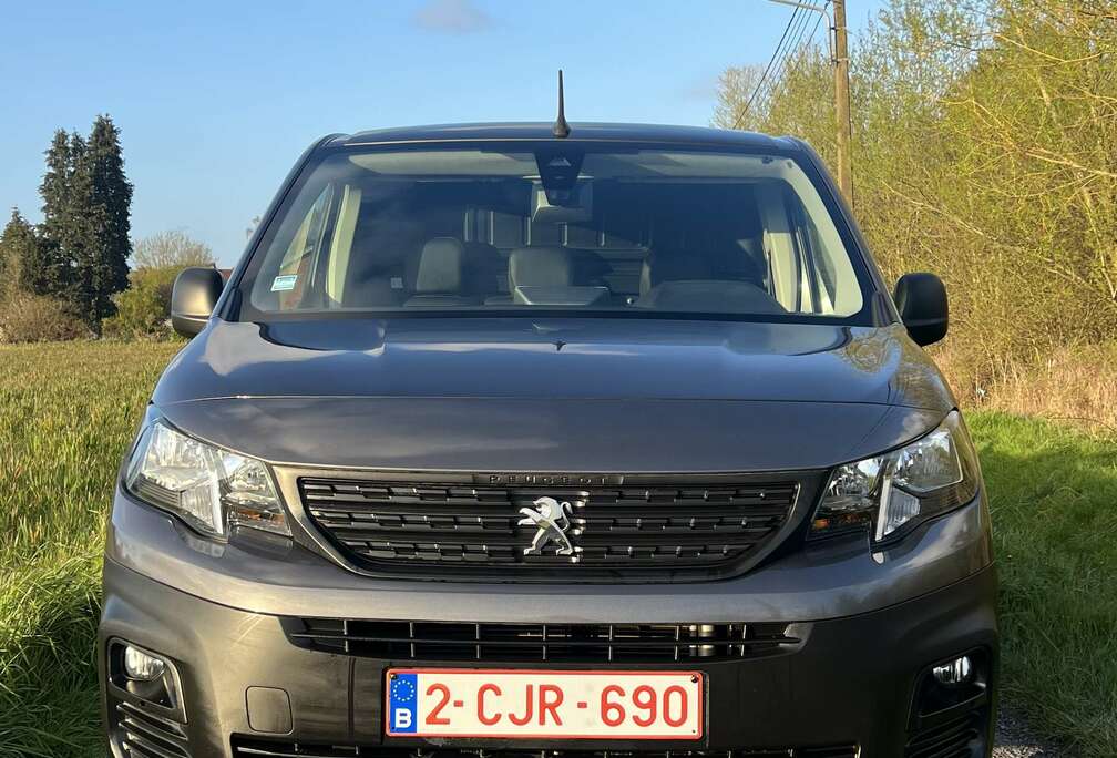 Peugeot 1.5 BlueHDi L2 Heavy Premium S/S (EU6.2)
