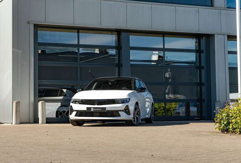Opel GS  MHEV 136 PK  Afn. Trekhaak  360  Zetel...