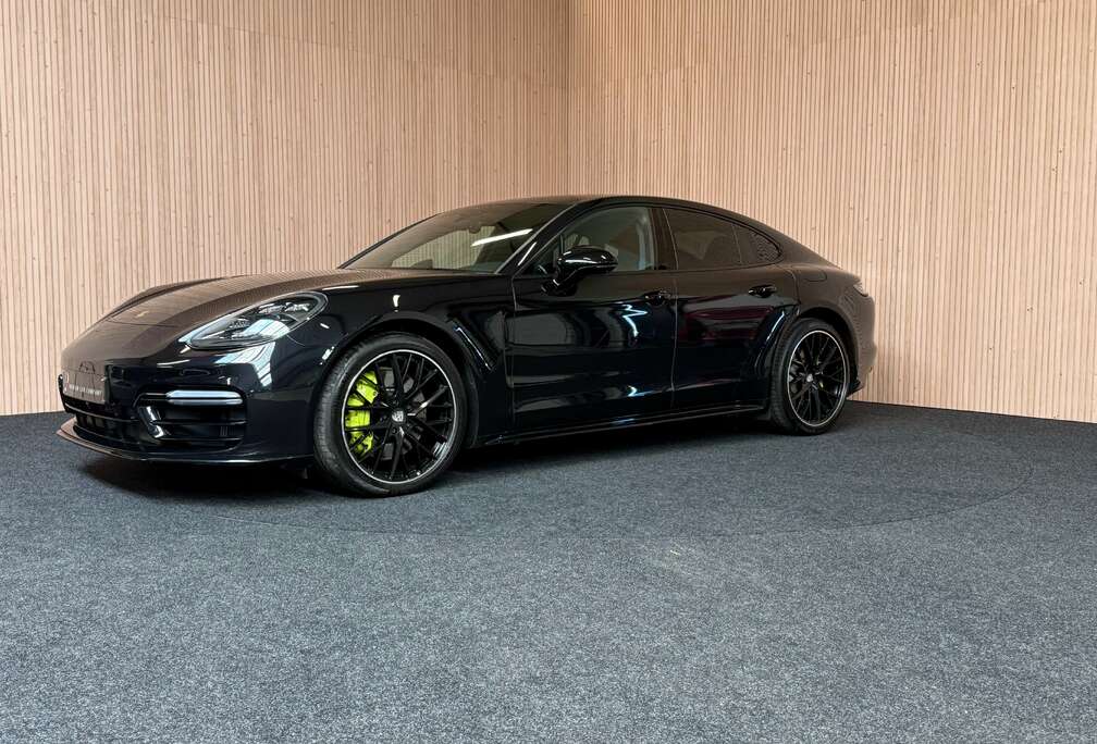 Porsche Panamera 4 e-Hybrid Sport Turismo 2.9 V6 Full black Topstaat