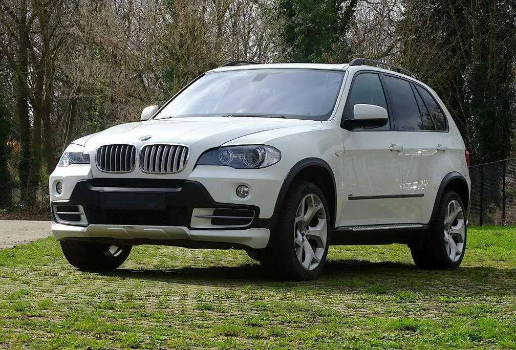 BMW X5 4.8iA V8 xDrive48