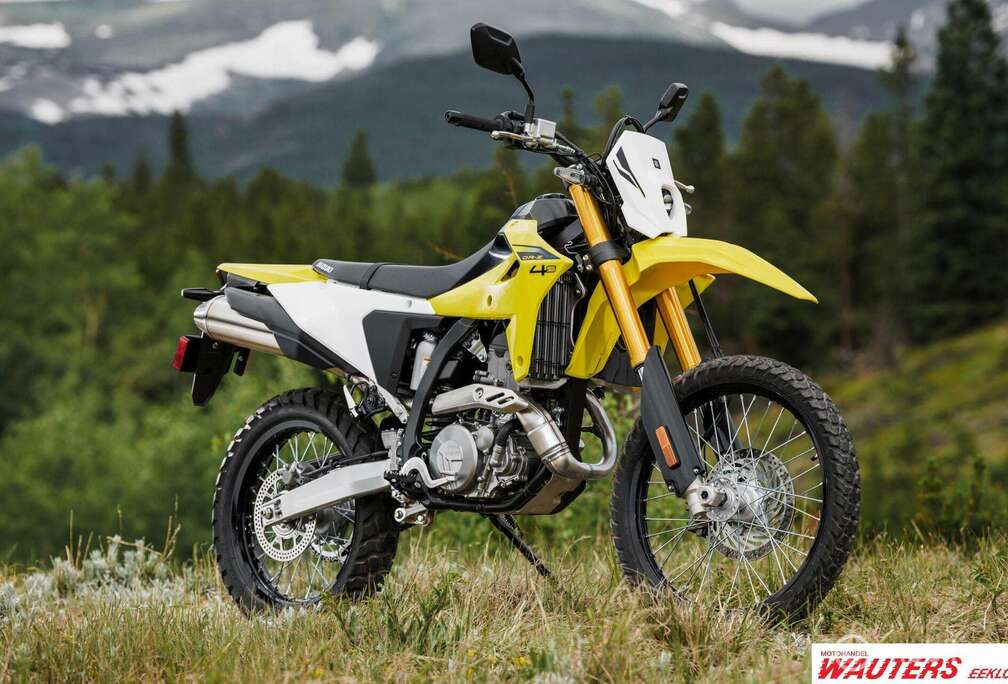 Suzuki . DR-Z400