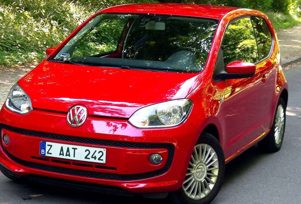 Volkswagen Up! 1.0i High up!  107000 KM. GARANTIE 12 MOIS .AIRCO