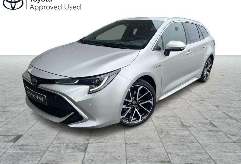 Toyota 2.0 Hybrid Premium + Luxury Pack & Trekhaak