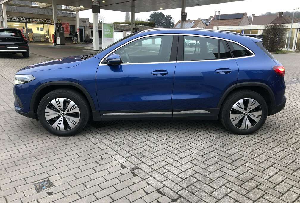 Mercedes-Benz EQA 300 4MATIC Winterpack,Carplay,Sfeerverlichting