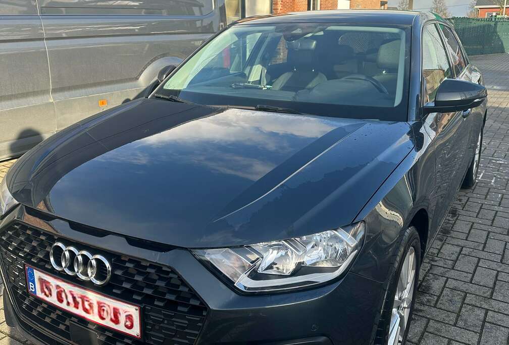 Audi 25 TFSI Sportback S tronic