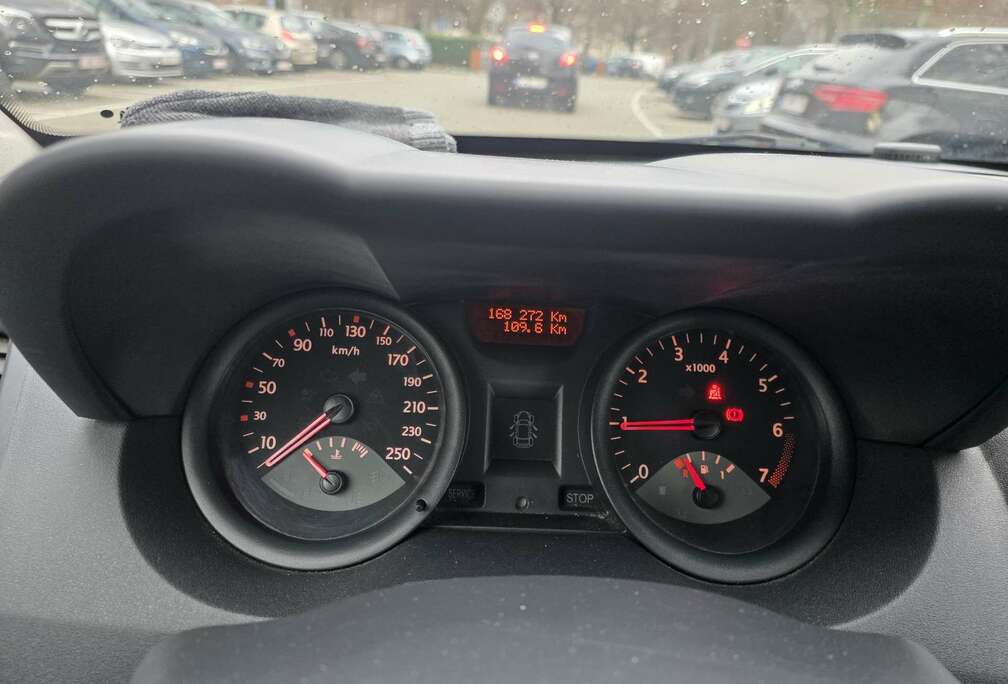 Renault 1.6i 16v Authentique