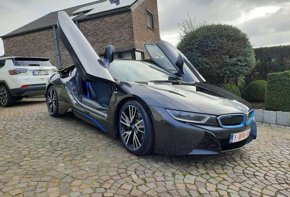 BMW i8 Pure Impulse