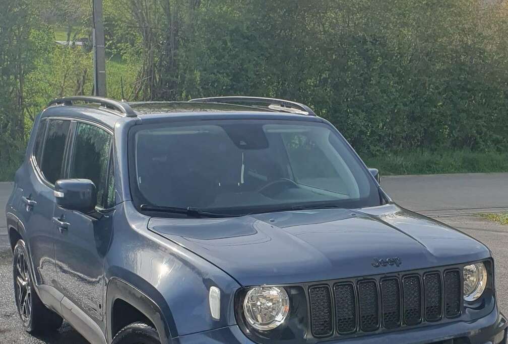 Jeep 1.6 MJD 4x2 Black Star