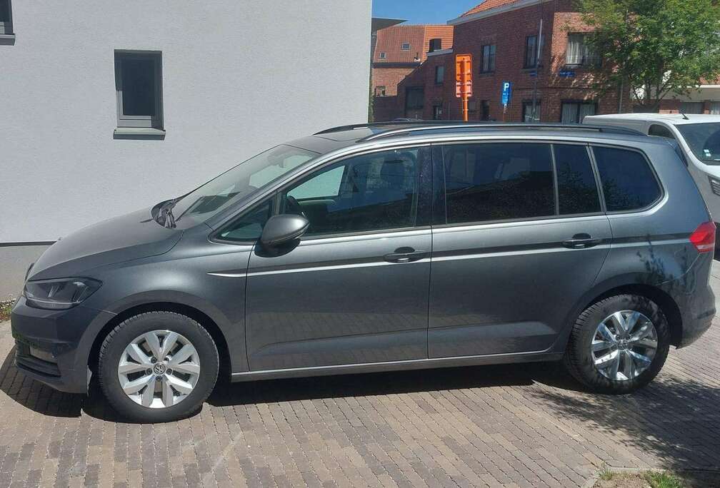 Volkswagen Touran 1.6 TDi SCR Trendline DSG